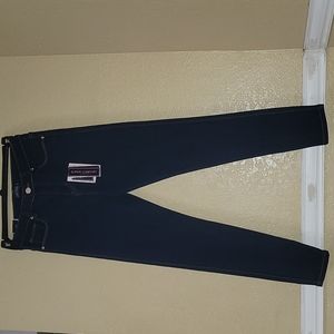 Truly Bella Jeans Slim Style Size 9 New with Tags